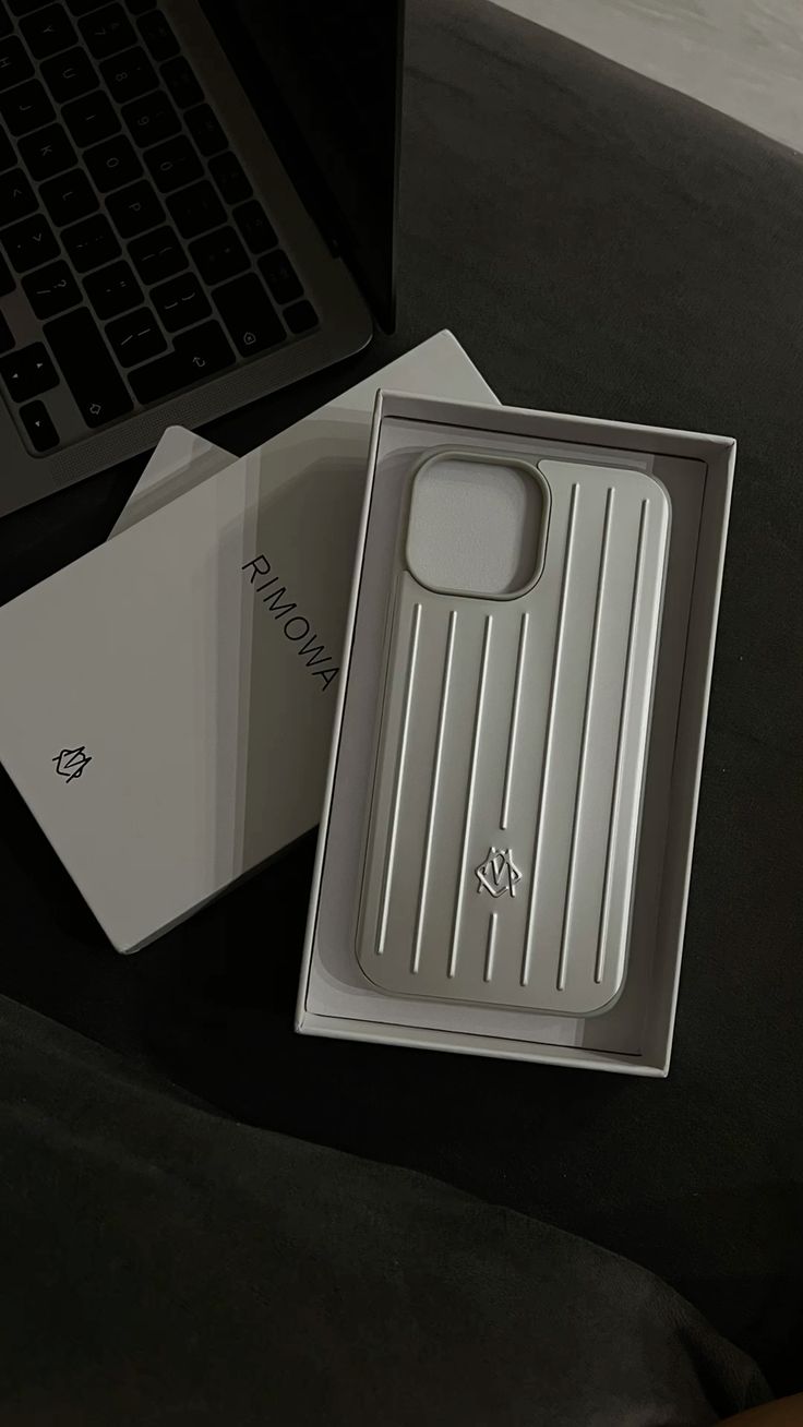 Suitcase-Inspired Ribbed Phone Case
